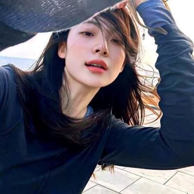 《未来的未来》海报
