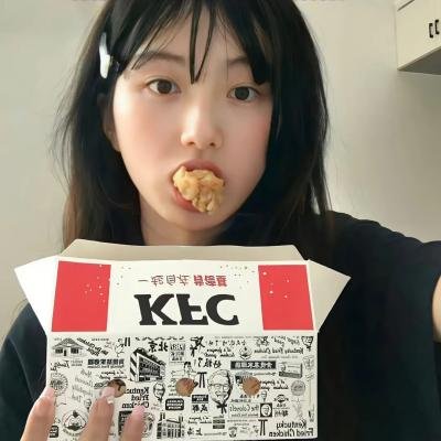 《不识君》海报