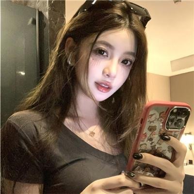 《荡妇》海报